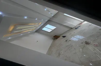 Apartment - 3 Bedrooms - 3 Bathrooms for sale in Sheikh Zayed City - Giza