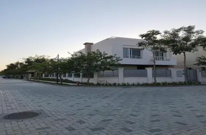 Villa - 4 Bedrooms - 4 Bathrooms for sale in Alma - 2nd District - Sheikh Zayed City - Giza