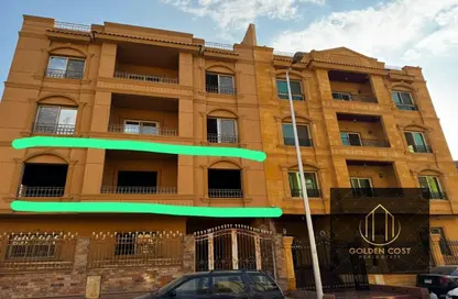 Apartment - 3 Bedrooms - 3 Bathrooms for sale in Mohamed Naguib Axis - Abou El Houl - New Cairo City - Cairo