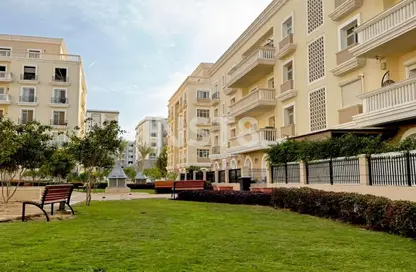 Apartment - 2 Bedrooms - 2 Bathrooms for sale in Garden Residence - Hyde Park - New Cairo City - Cairo