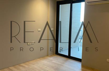 Apartment - 2 Bedrooms - 2 Bathrooms for sale in Village West - Sheikh Zayed Compounds - Sheikh Zayed City - Giza
