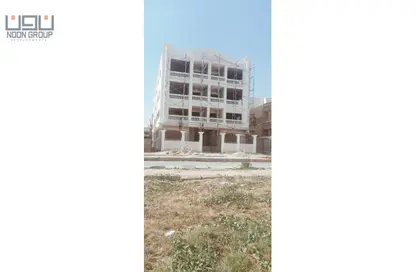 شقة - 3 غرف نوم - 2 حمامات للبيع في المجاورة الثانية - الحي الثالث غرب - مدينة الشروق - القاهرة