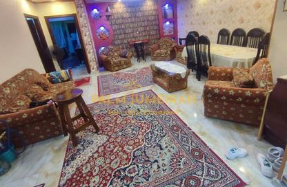 Apartment - 3 Bedrooms - 1 Bathroom for sale in Al Geish Road - Camp Chezar - Hay Wasat - Alexandria