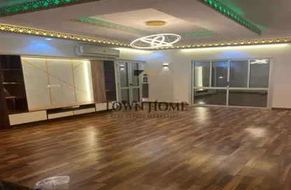 Apartment - 2 Bedrooms - 1 Bathroom for rent in El Rehab Extension - Al Rehab - New Cairo City - Cairo