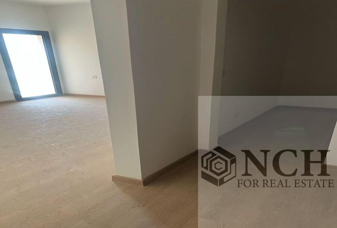 8324777 - Property Image 3