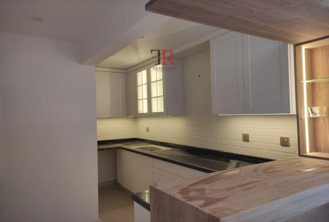8015217 - Property Image 2
