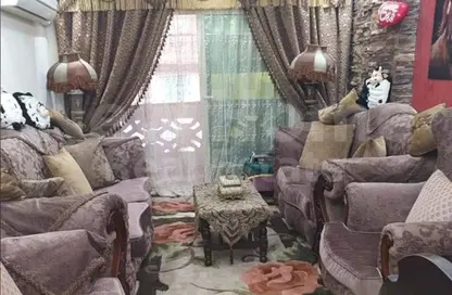 Apartment - 3 Bedrooms - 2 Bathrooms for sale in Moharam Bek St. - Moharam Bek - Hay Wasat - Alexandria