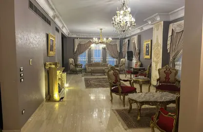 Villa - 6 Bedrooms - 4 Bathrooms for sale in Hyde Park - 5th Settlement Compounds - The 5th Settlement - New Cairo City - Cairo