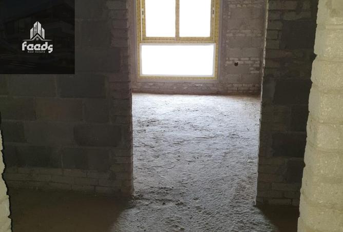 8233598 - Property Image 3