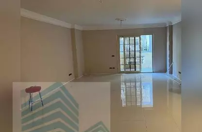 Apartment - 3 Bedrooms - 2 Bathrooms for rent in Memphis St. - Ibrahimia - Hay Wasat - Alexandria