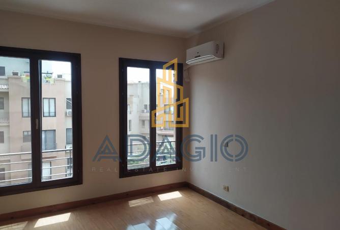 8258338 - Property Image 3