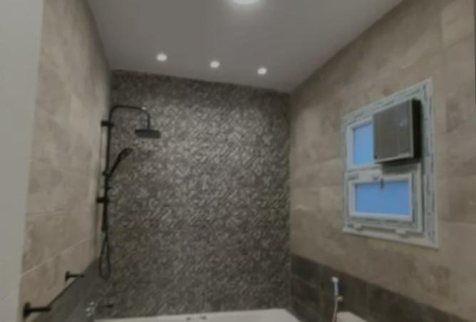 8432005 - Property Image 2