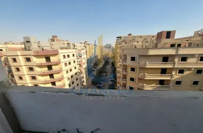 Apartment - 3 Bedrooms - 1 Bathroom for sale in 50th Street - Zahraa El Maadi - Hay El Maadi - Cairo