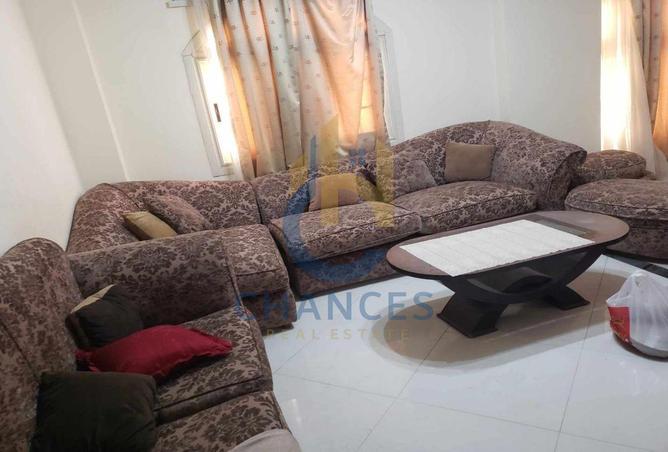 8176854 - Property Image 2