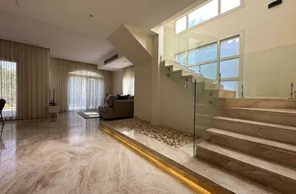 فيلا - 4 غرف نوم - 4 حمامات للايجار في مول كليف التجمع الخامس - شارع التسعين الجنوبي - التجمع الخامس - مدينة القاهرة الجديدة - القاهرة فيلا - 4 غرف نوم - 4 حمامات للايجار في مول كليف التجمع الخامس - شارع التسعين الجنوبي - التجمع الخامس - مدينة القاهرة الجديدة - القاهرة