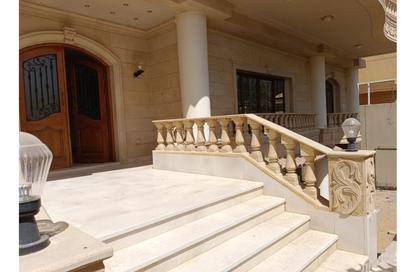 Apartment - 4 Bedrooms - 3 Bathrooms for rent in Area G - Ganoob El Acadimia - New Cairo City - Cairo