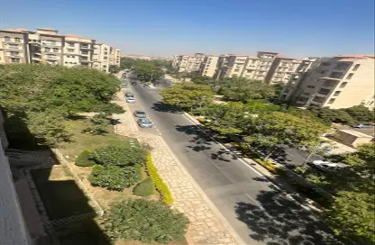 Apartment - 3 Bedrooms - 3 Bathrooms for sale in Madinaty - Cairo