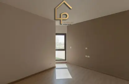 Apartment - 2 Bedrooms - 2 Bathrooms for sale in Village West - Sheikh Zayed Compounds - Sheikh Zayed City - Giza