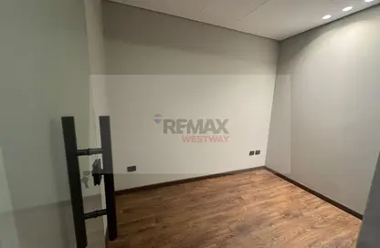 Office Space - Studio - 1 Bathroom for rent in The Polygon - Sheikh Zayed Compounds - Sheikh Zayed City - Giza