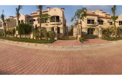 Villa - 4 Bedrooms - 4 Bathrooms for sale in Al Patio 5 East - El Patio - El Shorouk Compounds - Shorouk City - Cairo