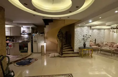Duplex - 3 Bedrooms - 3 Bathrooms for rent in Gate 3 - Menkaure - Hadayek El Ahram - Giza