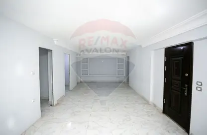 Office Space - Studio - 3 Bathrooms for sale in Mostafa Kamel St. - Smouha - Hay Sharq - Alexandria