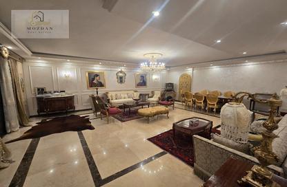 Apartment - 3 Bedrooms - 3 Bathrooms for sale in 7th Sector - Zahraa El Maadi - Hay El Maadi - Cairo