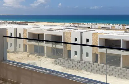 شاليه - 3 غرف نوم - 3 حمامات للبيع في المصيف - راس الحكمة - الساحل الشمالي