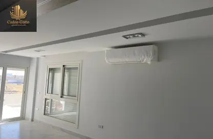 Apartment - 2 Bedrooms - 2 Bathrooms for rent in Mountain View iCity October - 6 October Compounds - 6 October City - Giza