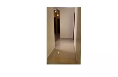 شقة - 3 غرف نوم - 2 حمامات للايجار في المنطقة ب - حى جنوب الاكايمية - مدينة القاهرة الجديدة - القاهرة