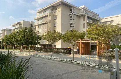 Apartment - 2 Bedrooms - 2 Bathrooms for sale in Bait Alwatan - The 5th Settlement - New Cairo City - Cairo