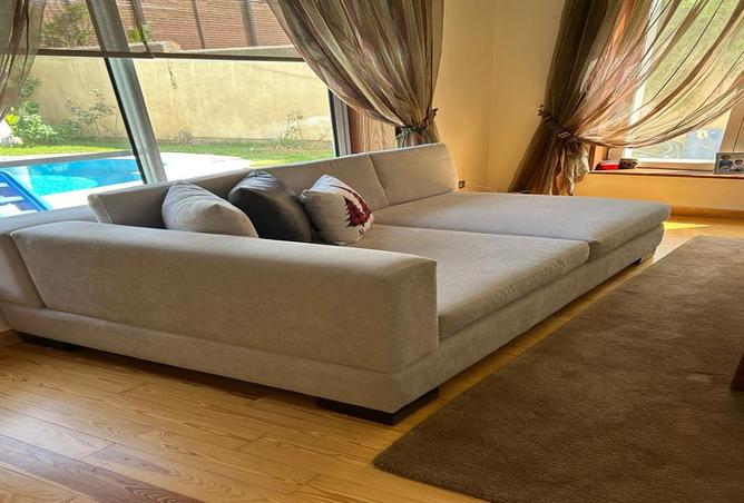 8225367 - Property Image 3