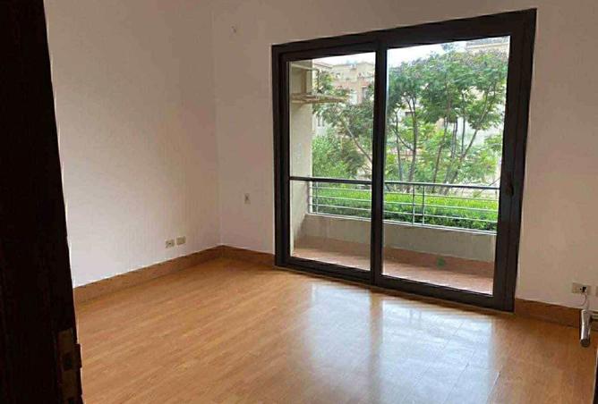 8553000 - Property Image 2