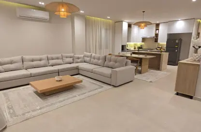 شقة - 3 غرف نوم - 2 حمامات للبيع في غرب سوميد - مدينة 6 أكتوبر - الجيزة