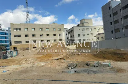 قطعة أرض - استوديو للبيع في مركز القاهرة الجديدة - شارع التسعين الشمالي - التجمع الخامس - مدينة القاهرة الجديدة - القاهرة
