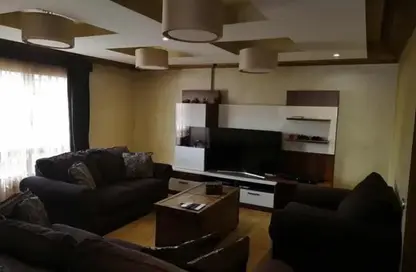 شقة - 3 غرف نوم - 2 حمامات للبيع في الحي السابع - الشيخ زايد - الجيزة