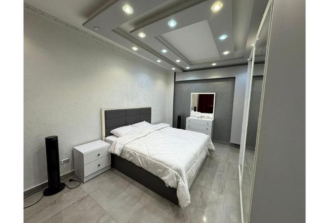 8019907 - Property Image 2