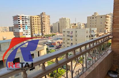 شقة - 3 غرف نوم - 2 حمامات للبيع في شارع المهندس ايهاب عزت - المنطقة التاسعة - مدينة نصر - القاهرة