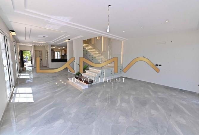 8010138 - Property Image 2