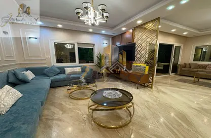 منزل مزدوج - 4 غرف نوم - 4 حمامات للايجار في مدينتي - القاهرة