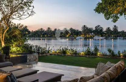 Villa - 4 Bedrooms - 5 Bathrooms for sale in Jirian - New Zayed City - Sheikh Zayed City - Giza