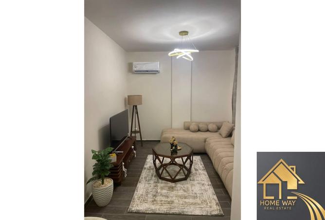 8025548 - Property Image 2