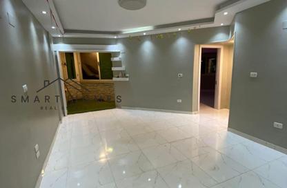 Apartment - 2 Bedrooms - 1 Bathroom for sale in 13th District - Sheikh Zayed City - Giza