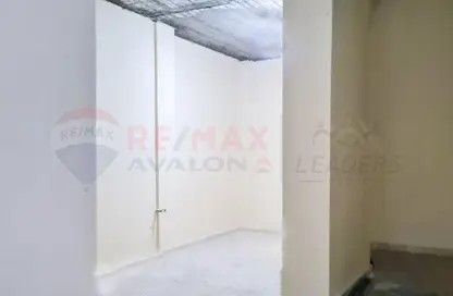 محل تجاري - استوديو - 1 حمام للبيع في بولكلي - حي شرق - الاسكندرية