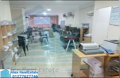 مساحات مكتبية - استوديو - 1 حمام للايجار في شارع بورسعيد - سبورتنج - حي شرق - الاسكندرية