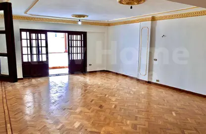Apartment - 3 Bedrooms - 3 Bathrooms for sale in Sidi Gaber St. - Sidi Gaber - Hay Sharq - Alexandria