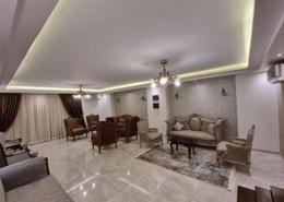 شقة - 3 غرف نوم - 3 حمامات for للايجار in شارع محي الدين أبو العز - الدقي - الجيزة