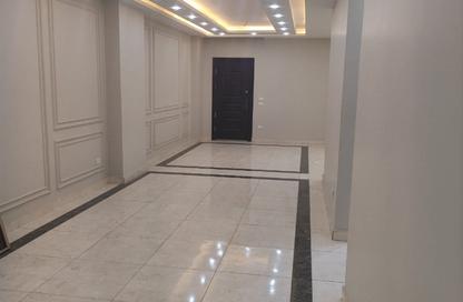 شقة - 3 غرف نوم - 2 حمامات للايجار في عمارات النرجس - النرجس - مدينة القاهرة الجديدة - القاهرة