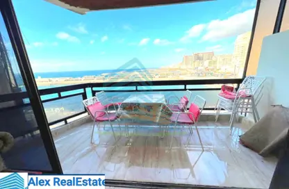 Apartment - 2 Bedrooms - 1 Bathroom for rent in Al Geish Road - Glim - Hay Sharq - Alexandria