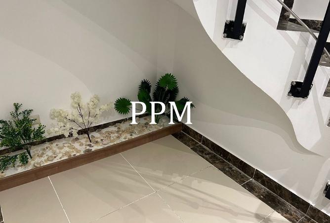 8474068 - Property Image 2